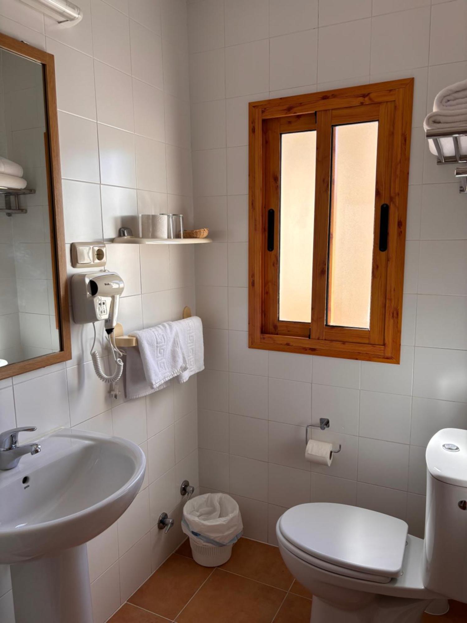 Cabo De Gata Hostal Las Dunas מראה חיצוני תמונה