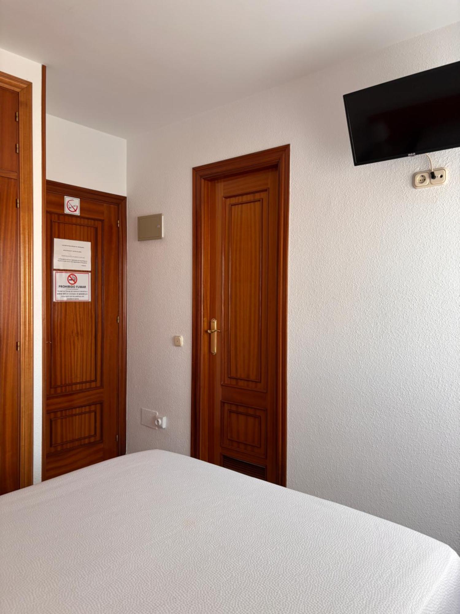 Cabo De Gata Hostal Las Dunas מראה חיצוני תמונה