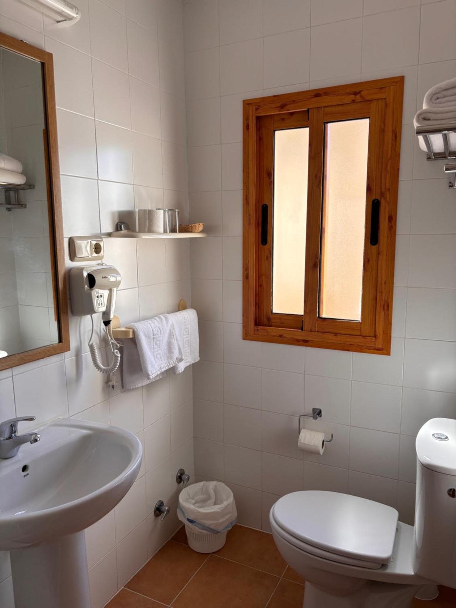 Cabo De Gata Hostal Las Dunas מראה חיצוני תמונה